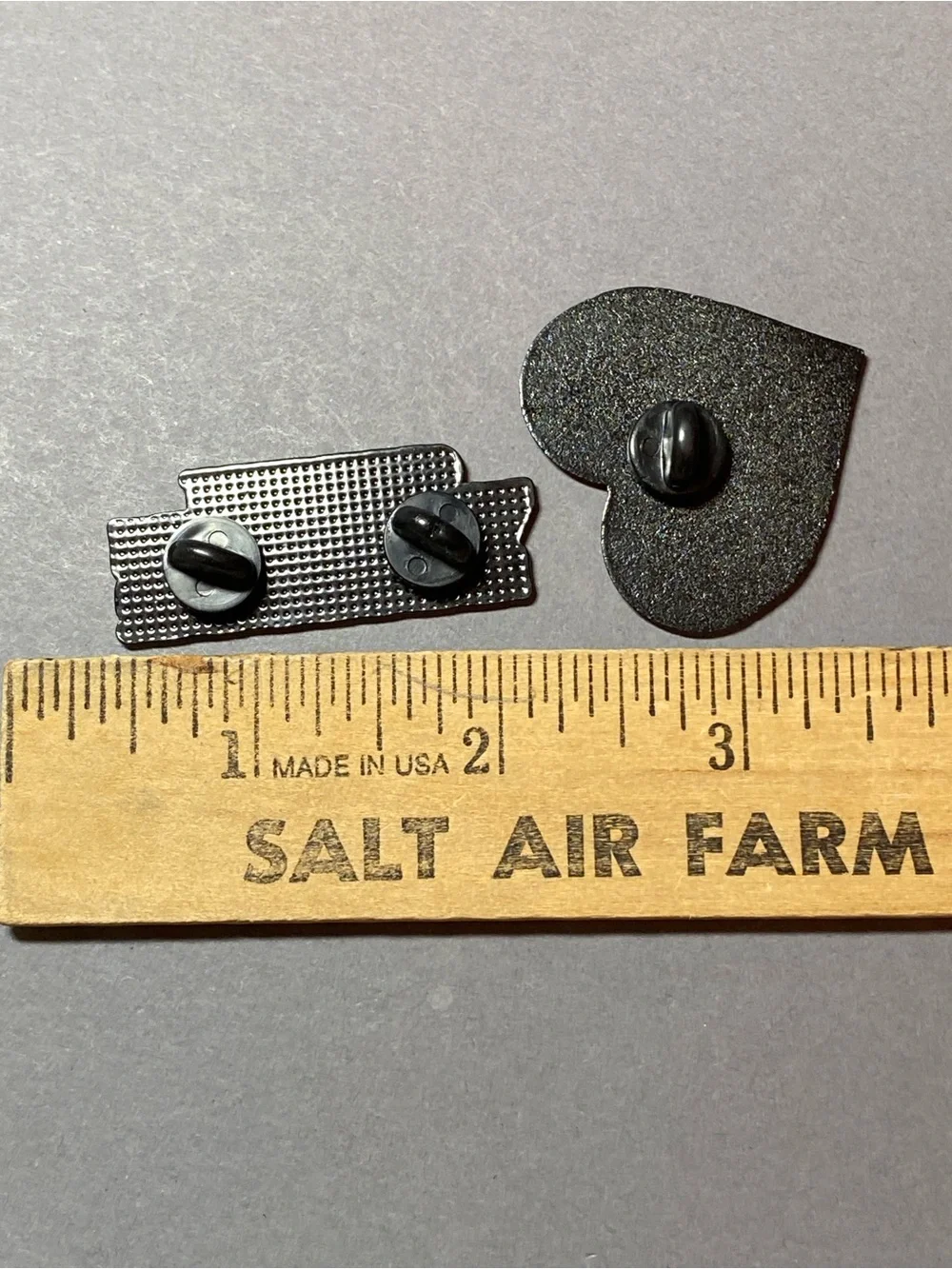 N/A two pins
